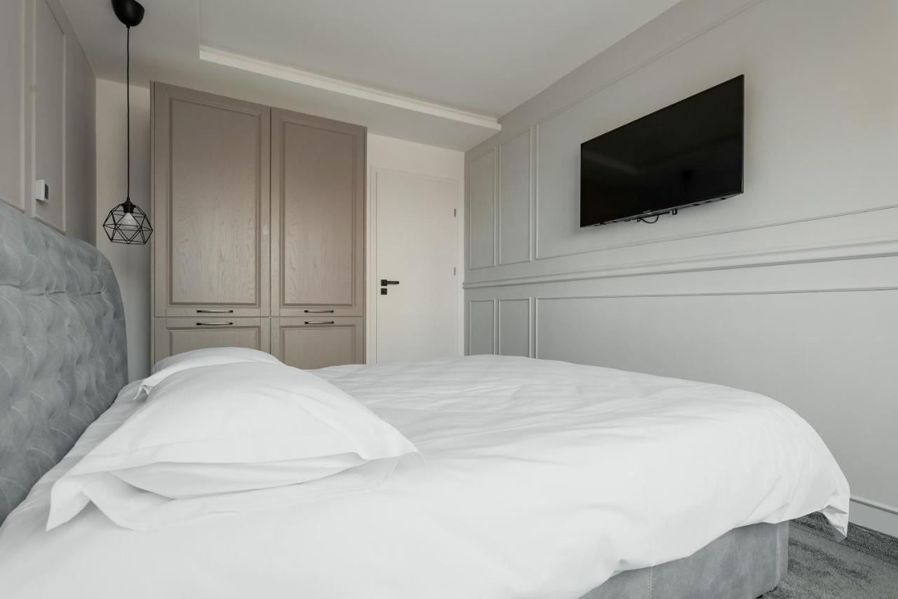 Aparthotel Nest Inn Meteor Клуж-Напока Екстер'єр фото