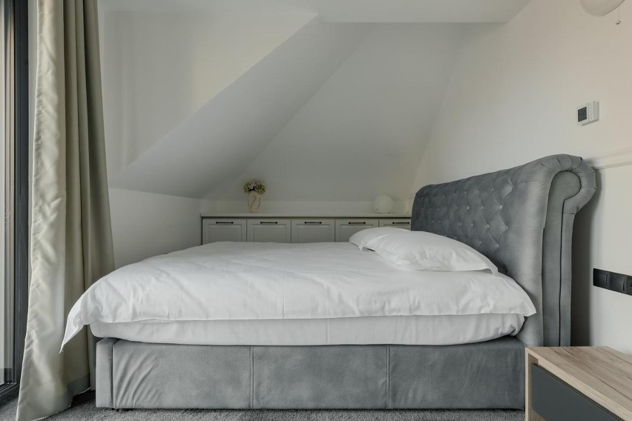 Aparthotel Nest Inn Meteor Клуж-Напока Екстер'єр фото