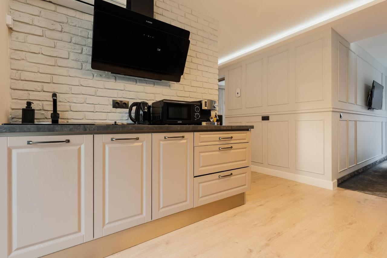 Aparthotel Nest Inn Meteor Клуж-Напока Екстер'єр фото