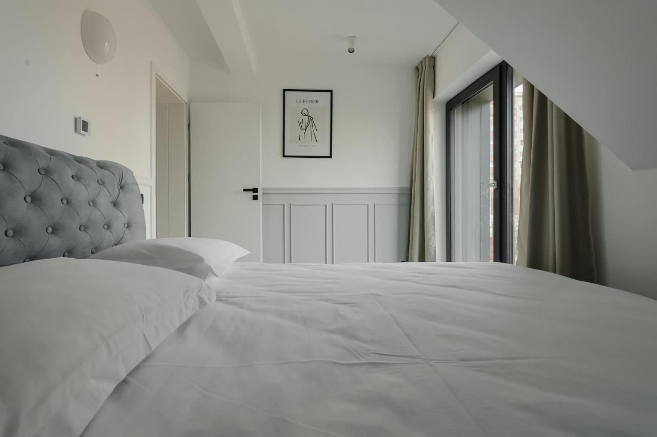 Aparthotel Nest Inn Meteor Клуж-Напока Екстер'єр фото