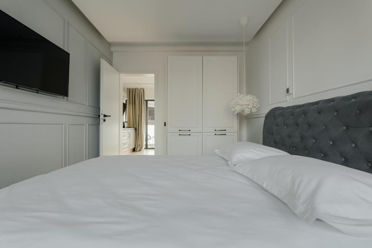 Aparthotel Nest Inn Meteor Клуж-Напока Екстер'єр фото
